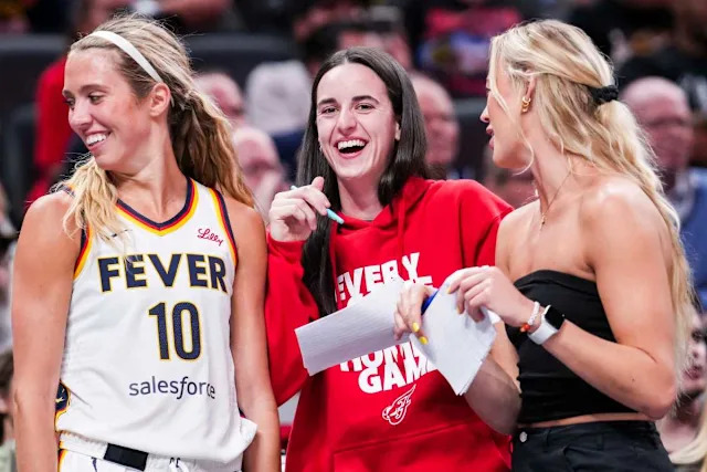 Caitlin Clark, Sophie Cunningham Turn Heads With Actions Before Liberty Game - Yahoo Sports