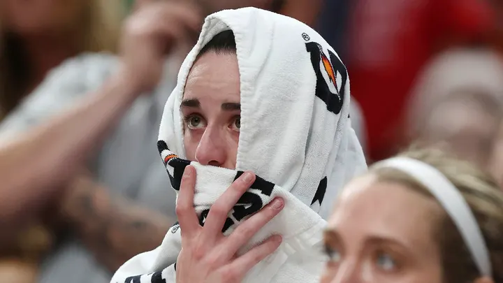 LS ‘Caitlin Clark to miss game vs Liberty after re-aggravating groin issue’